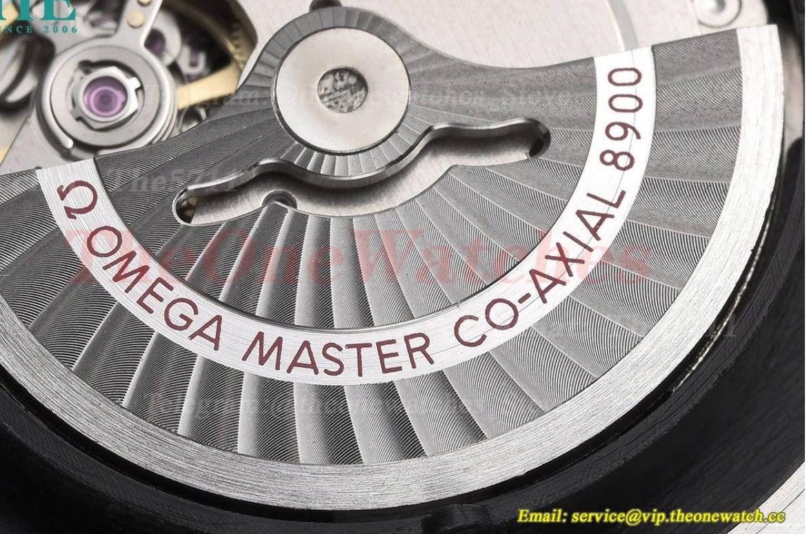 GDF Black 43mm 600m SS Seamaster SS Stk MY8215 0306